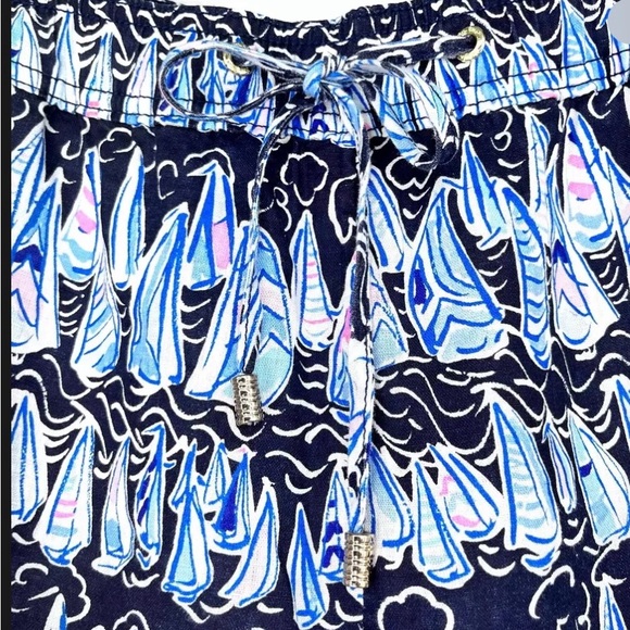 Lilly Pulitzer net colorful, boat print, linen casual pants. - Picture 3 of 5